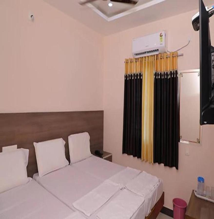 Fabhotel Nb Venkateswara Grand Inn Tirupati Esterno foto