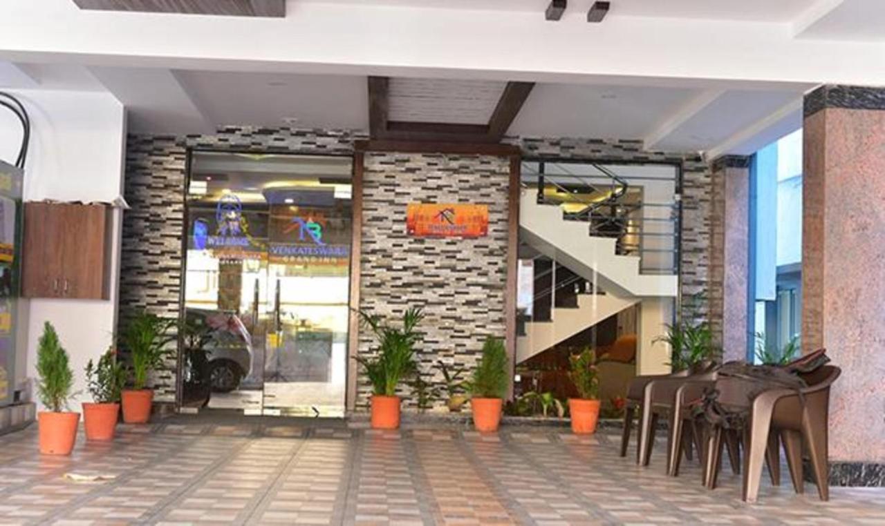 Fabhotel Nb Venkateswara Grand Inn Tirupati Esterno foto