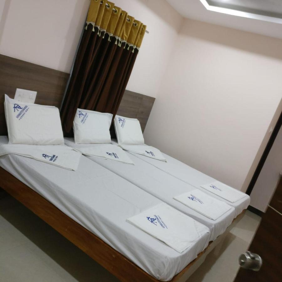 Fabhotel Nb Venkateswara Grand Inn Tirupati Esterno foto