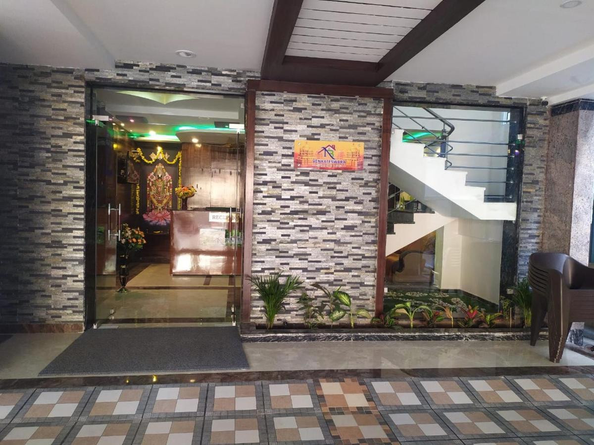 Fabhotel Nb Venkateswara Grand Inn Tirupati Esterno foto